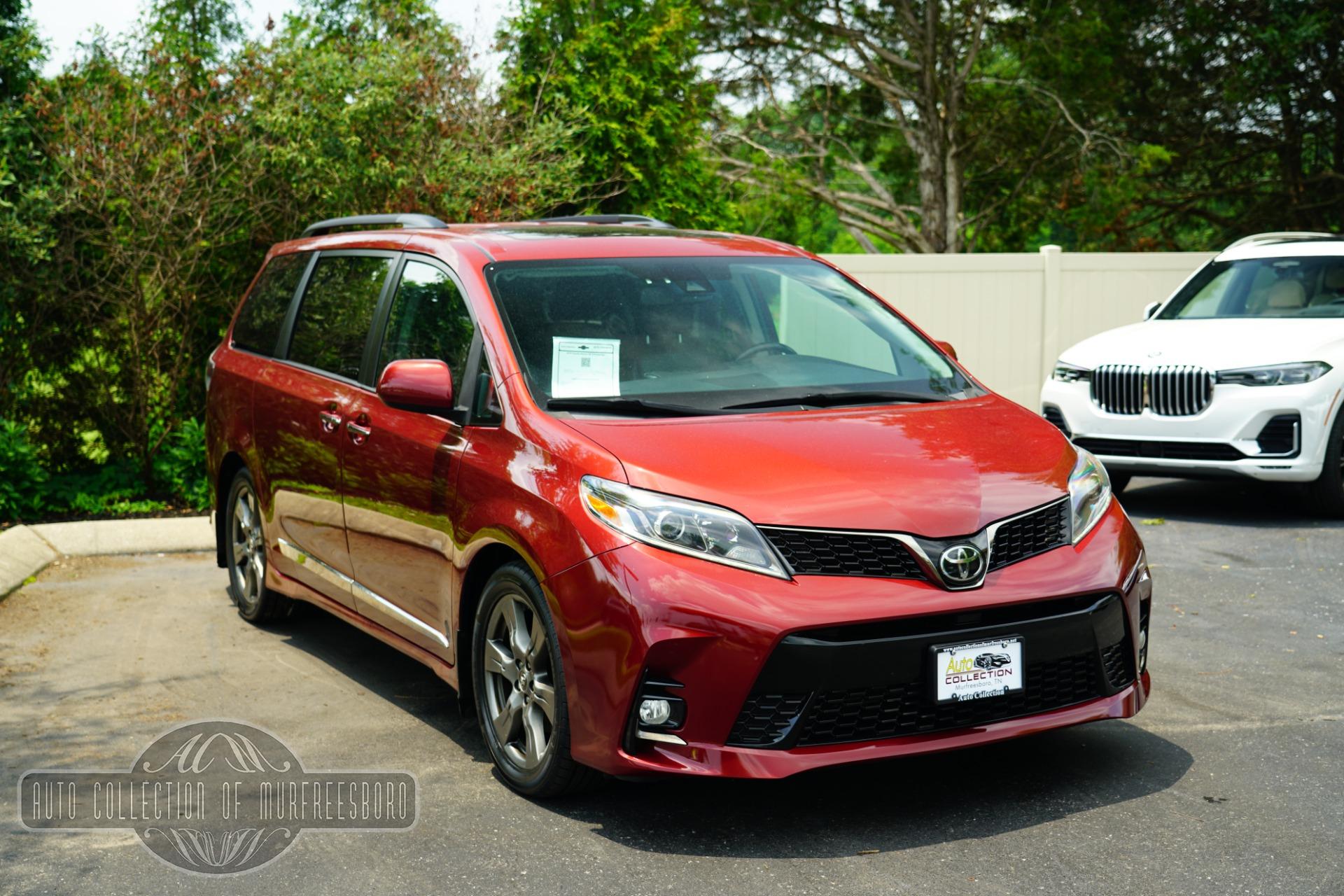 2019 Toyota Sienna SE PREMIUM PKG 8 PASSENGER