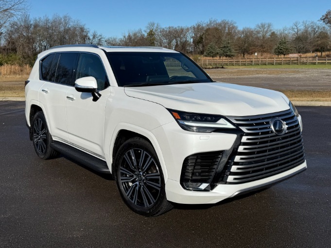 2023 Lexus LX