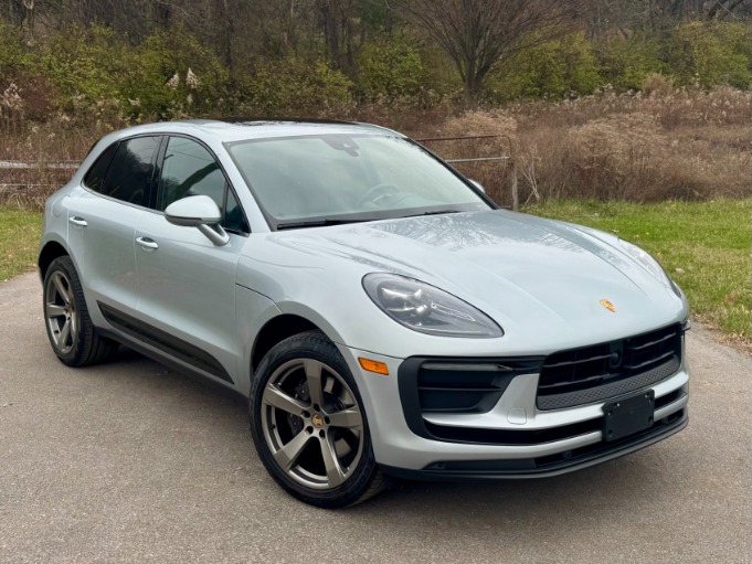 2024 Porsche Macan T
