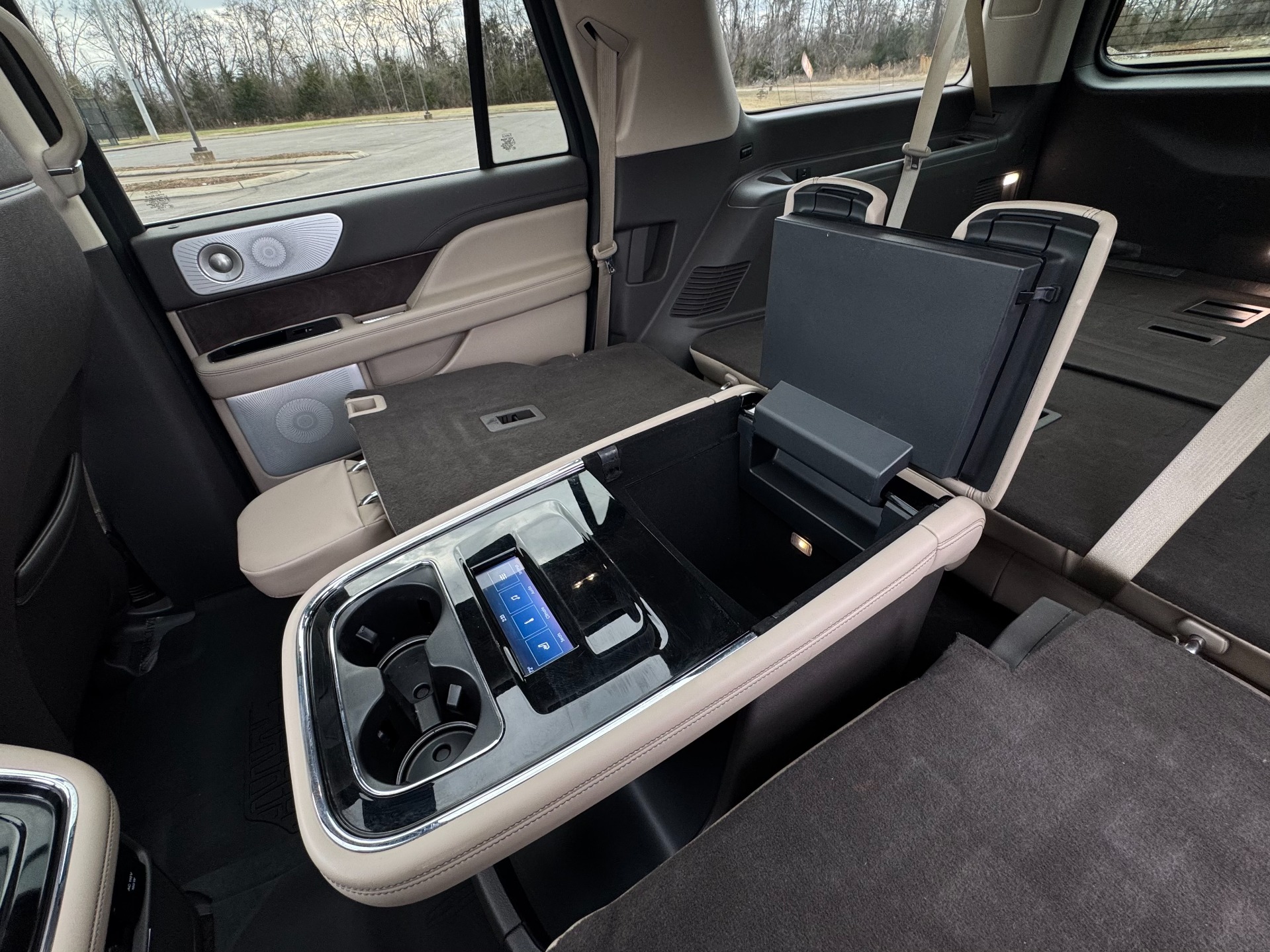 Used 2024 Lincoln Navigator L Reserve w/ LUXURY PKG, HEAVY-DUTY