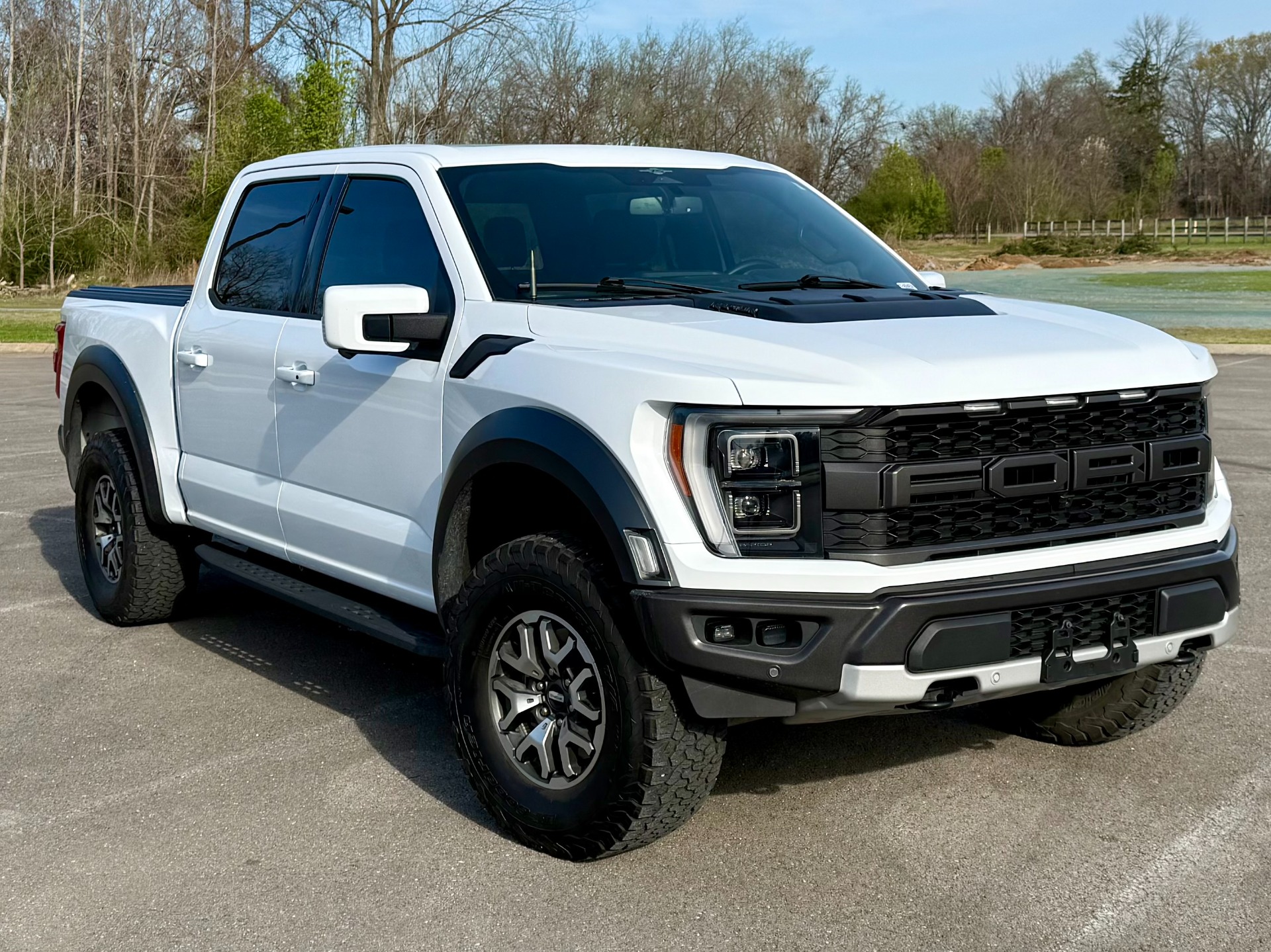 2023 Ford F-150 Raptor w/ MOONROOF & TAILGATE PKG, PRO POWER ONBOARD