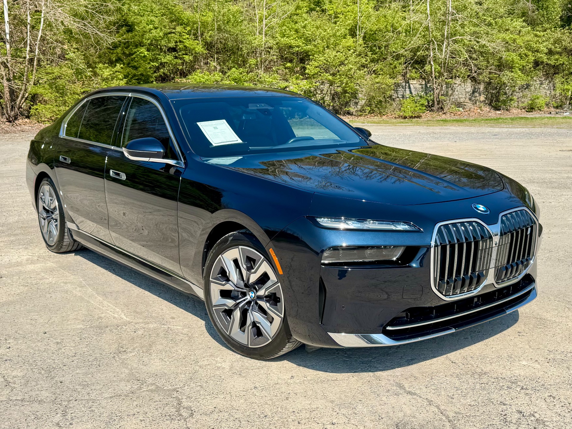 2025 BMW i7 eDrive50 w/ Executive Pkg, BMW Individual Composition, +Driver Assist Pro