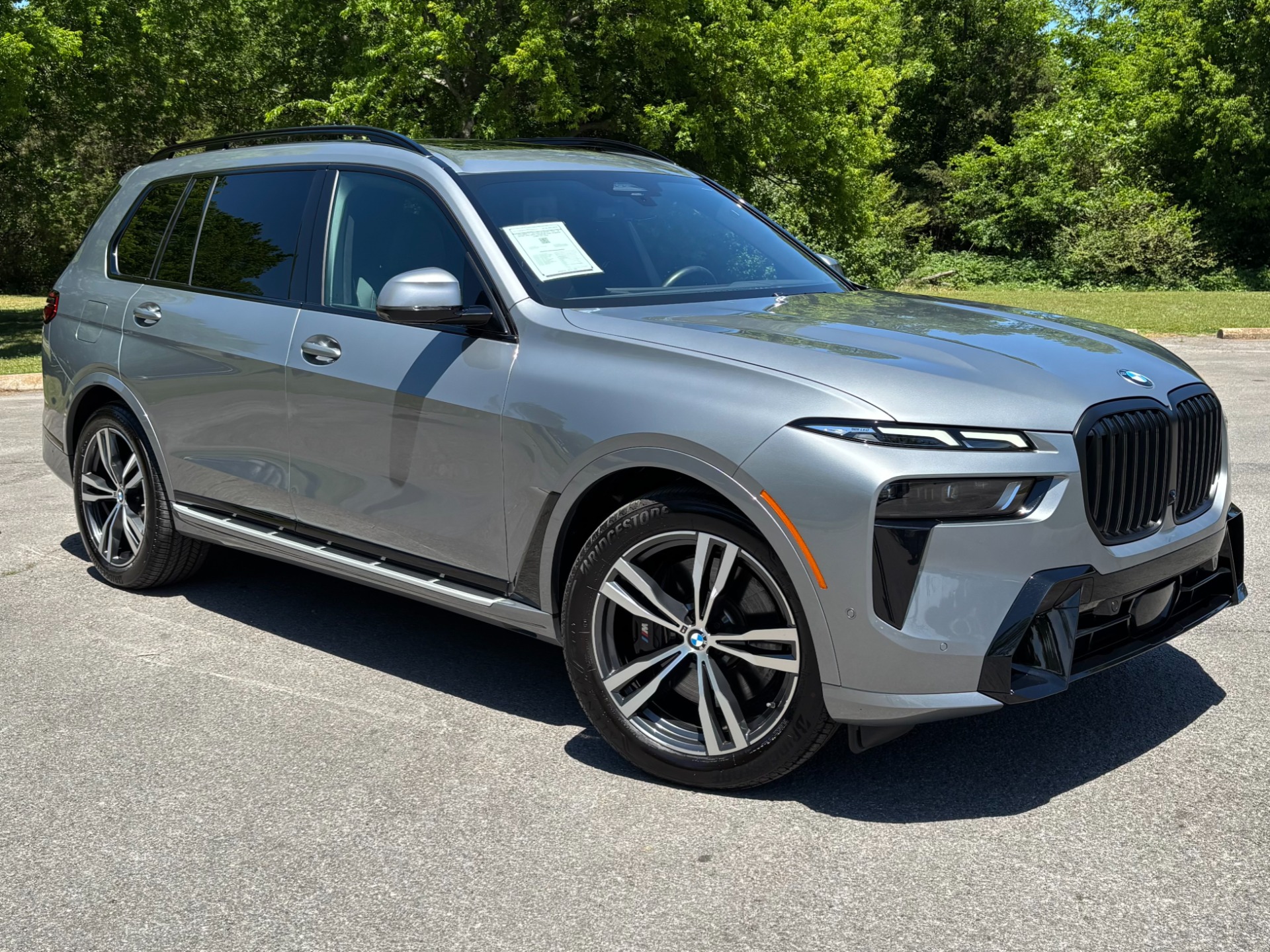 2025 BMW X7 xDrive40i M SPORT PKG + M SPORT PRO PKG, PREMIUM PKG, CLIMATE COMFORT PKG