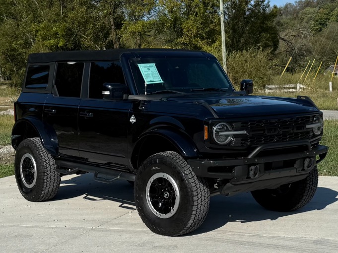 2021 Ford Bronco 4-Door Outer Banks