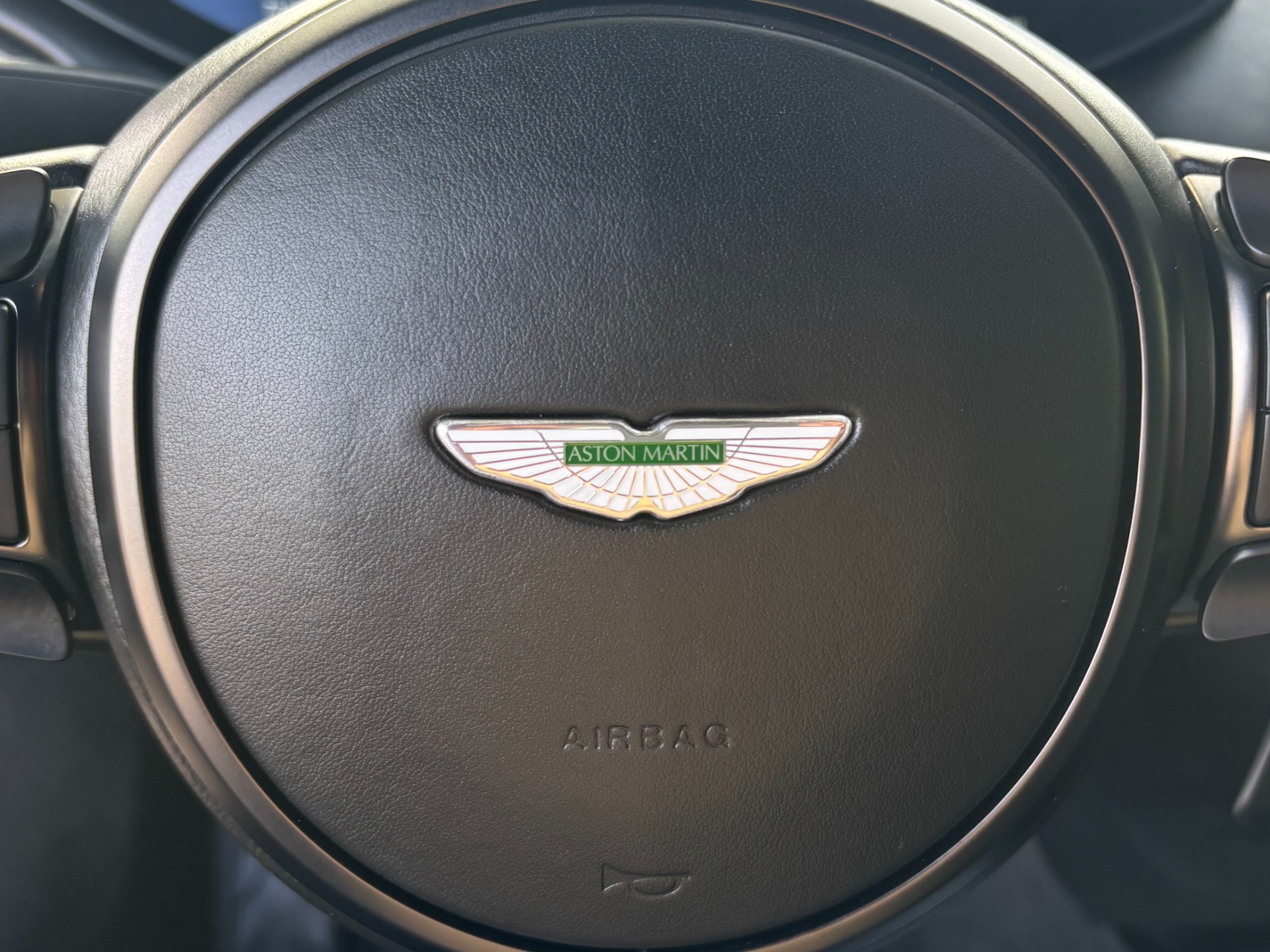 2019 Aston Martin Vantage Base - Photo 24