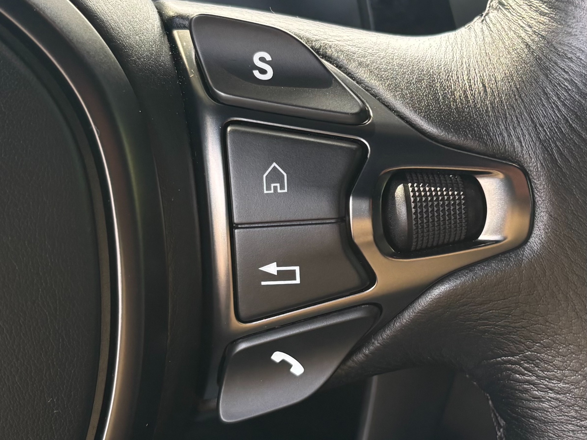 2019 Aston Martin Vantage Base - Photo 26