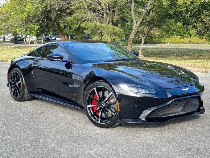 2019 Aston Martin Vantage