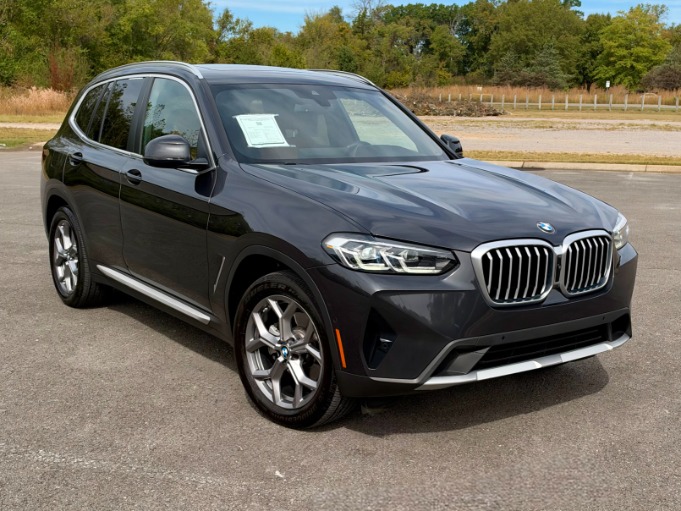 2023 BMW X3 30i