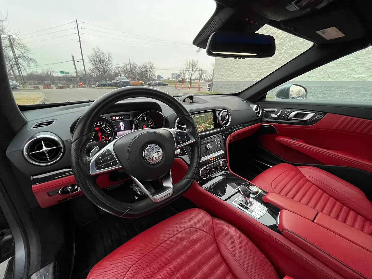 Dashboard and red leather interior of a 2019 Mercedes-Benz SL550