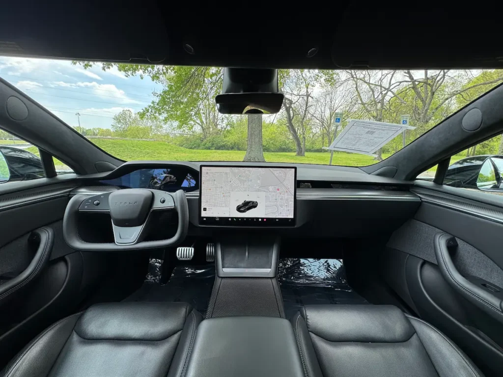 Dashboard and center screen of 2021 Tesla Model S Plaid