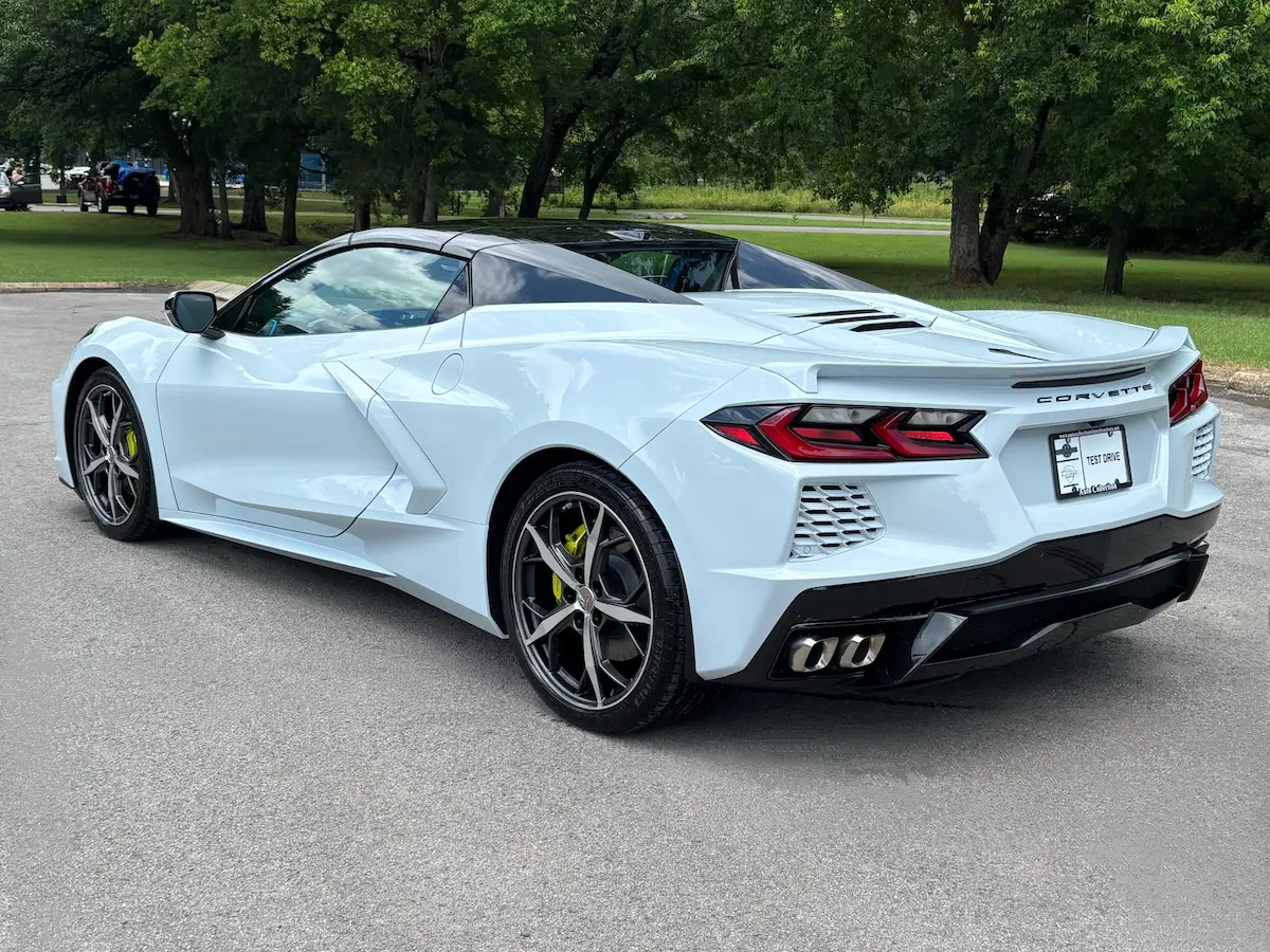 Rear three-quarter view of a 2022 Chevrolet Corvette Stingray 3LT with performance exhaust
