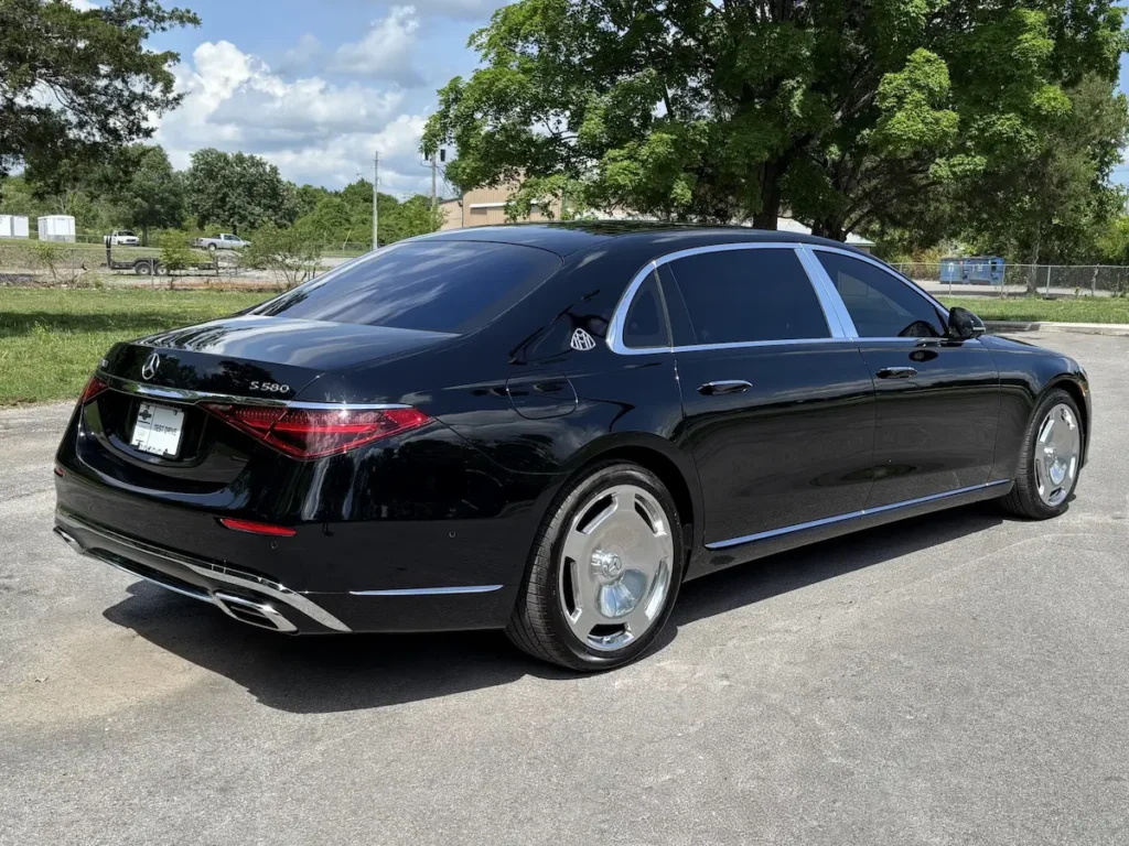 2024 Mercedes-Benz S 580 black rear exterior luxury sedan