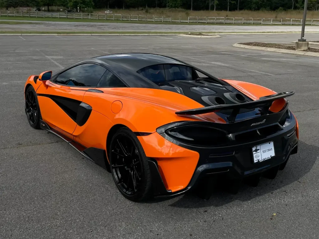 McLaren 600LT – Aerodynamic Carbon Rear Design