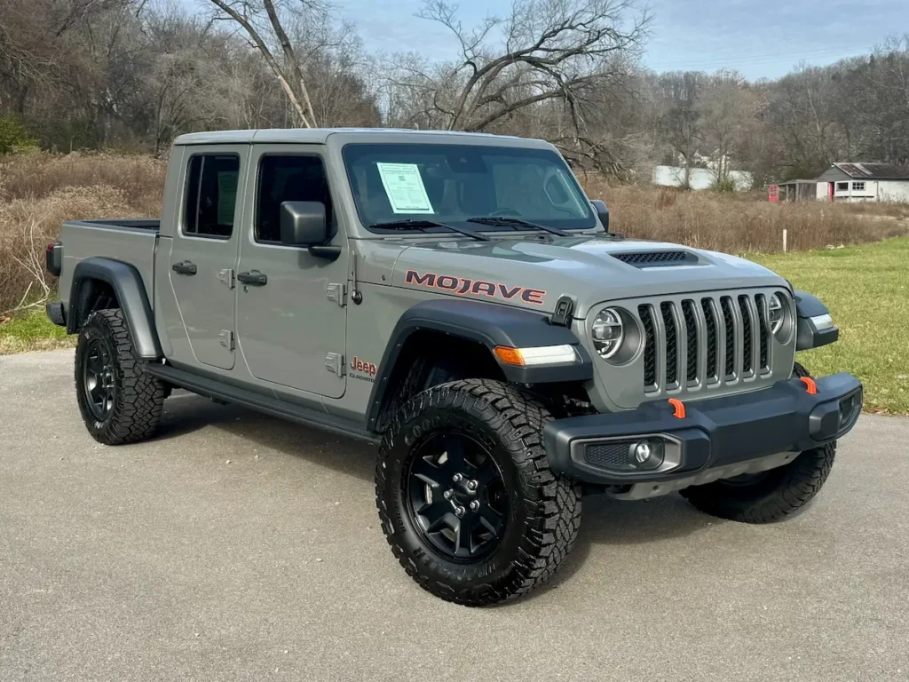 Jeep Gladiator Mojave off-road front three-quarter view