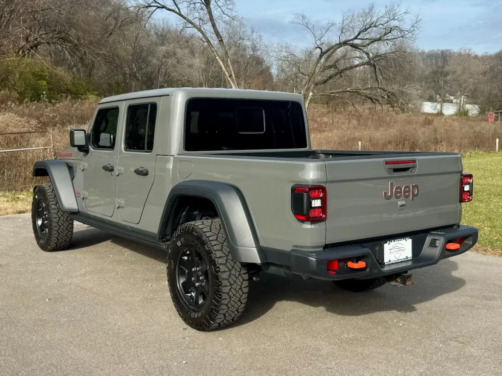 Rear three-quarter view of Jeep Gladiator Mojave showing truck bed and rear bumper