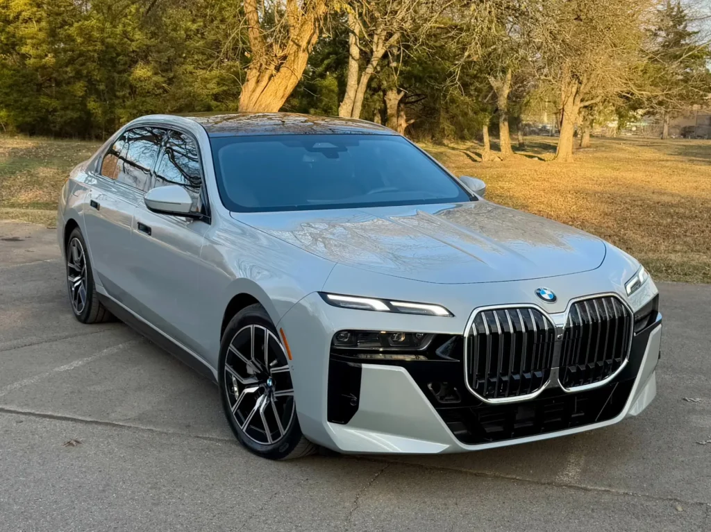 Used 2023 BMW 760i xDrive exterior showcasing its sleek design. Pinnacle of BMW 7 series