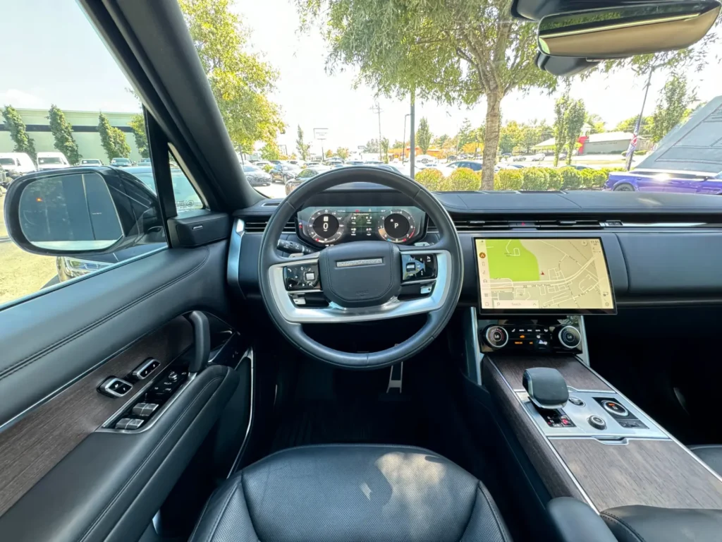 Interior of the 2023 Land Rover Range Rover P400 SE at AutoPro Nashville