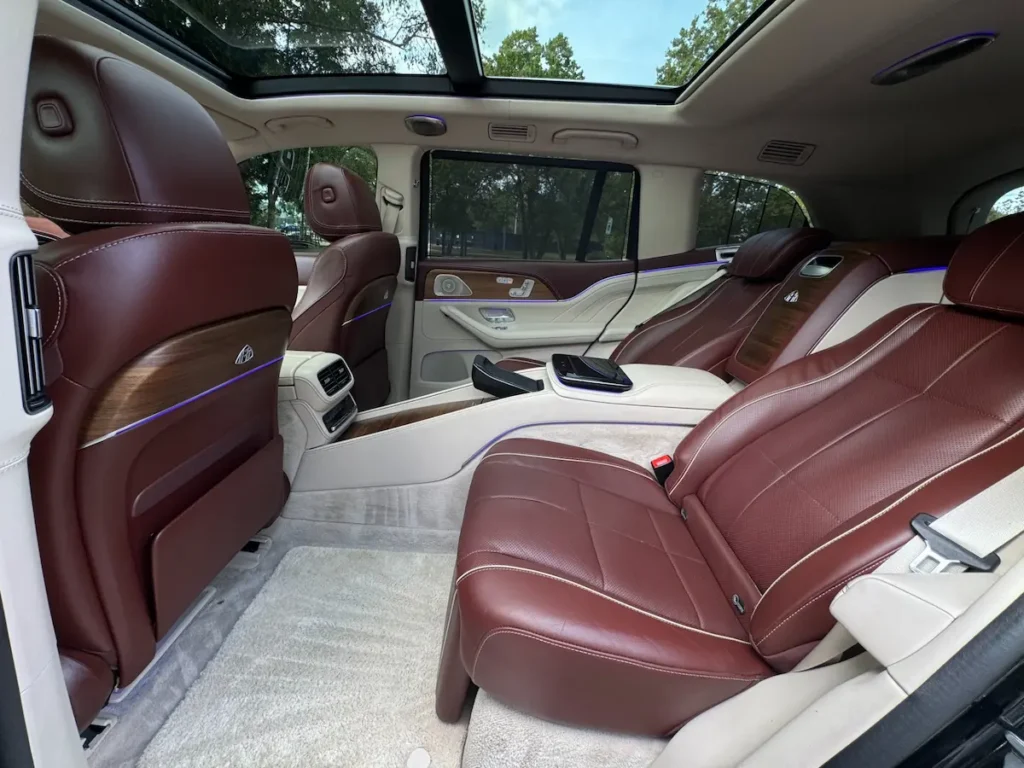 2023 Mercedes-Benz Maybach GLS 600 executive rear seats