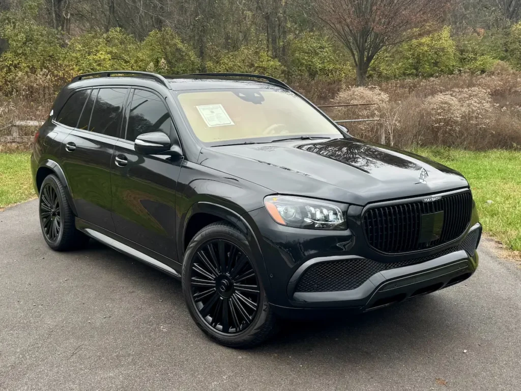 2023 Mercedes-Benz Maybach GLS 600 front exterior luxury SUV